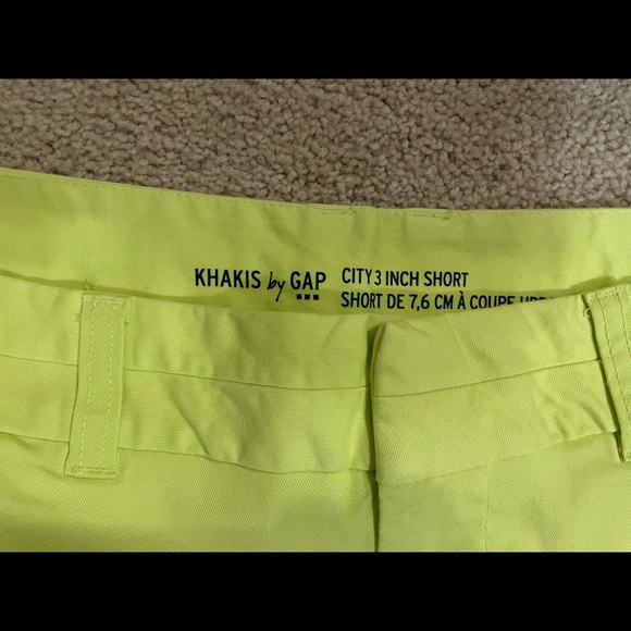 Gap City Shorts / Size 2 - Picture 4 of 5